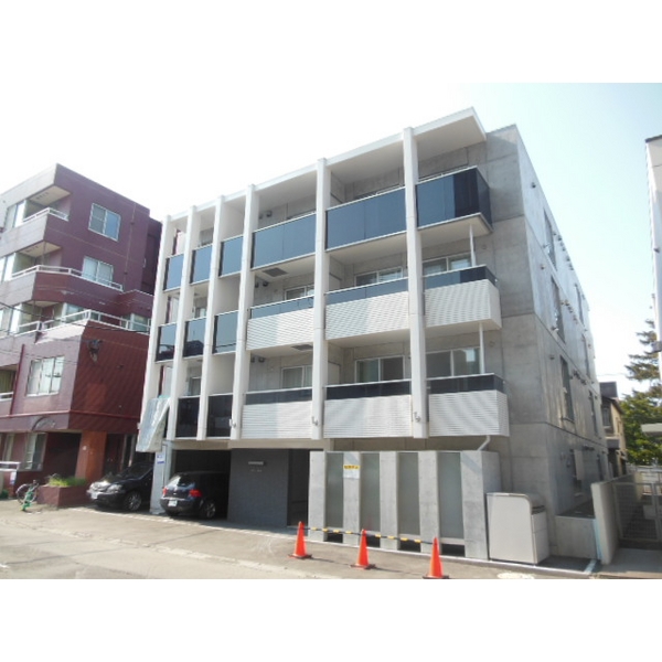 建物外観　★中島公園・すすきの徒歩圏！エアコン付で4万円台の人気物件♪