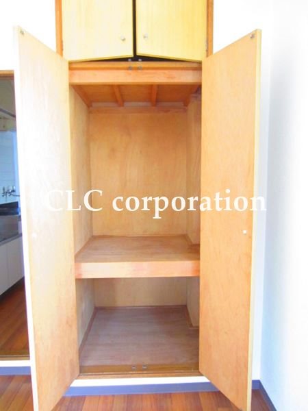 収納　同仕様写真使用