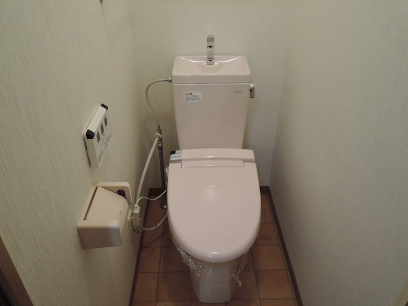 トイレ　ウォシュレット便座で快適！