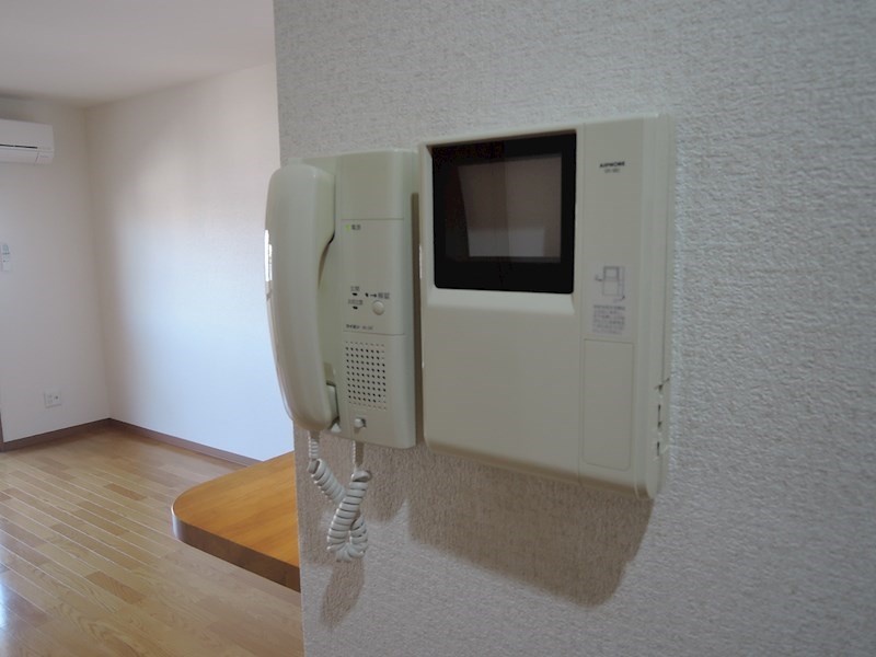 セキュリティ　エントランスはオートロックで安心♪