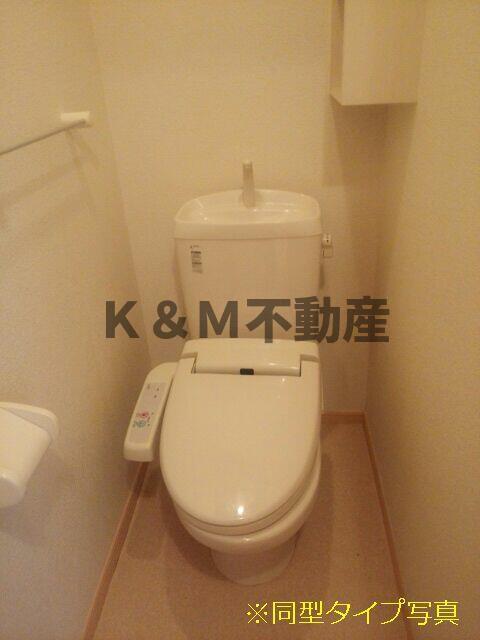 トイレ　落ち着いたトイレです