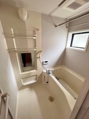 バス・シャワールーム　お風呂です
