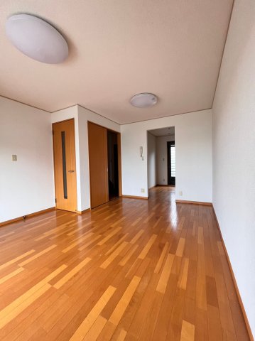 居室・リビング　居間です