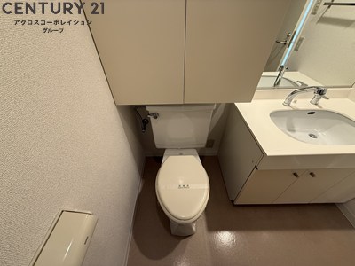 トイレ　お風呂トイレ別です