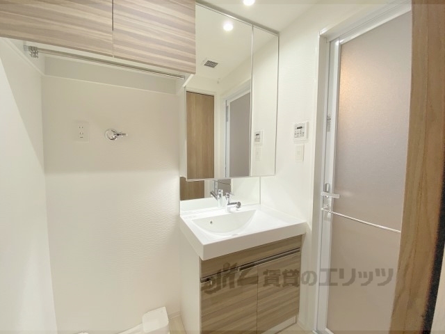 洗面設備　同シリーズマンションの写真です。