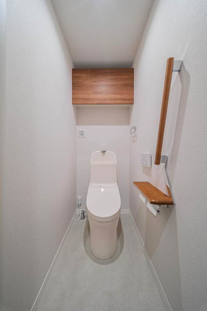 トイレ　トイレ