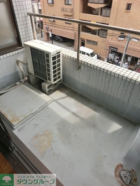 バルコニー　広いバルコニーあり