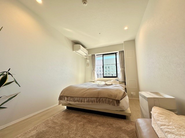 居室・リビング　洋室（７．０帖）※家具等撤去