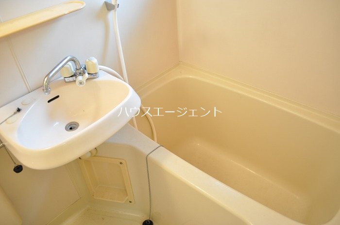 洗面設備　洗面台あります。※参考画像です。
