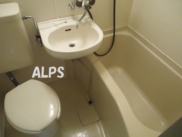 バス・シャワールーム　日々の疲れを癒すバスルーム