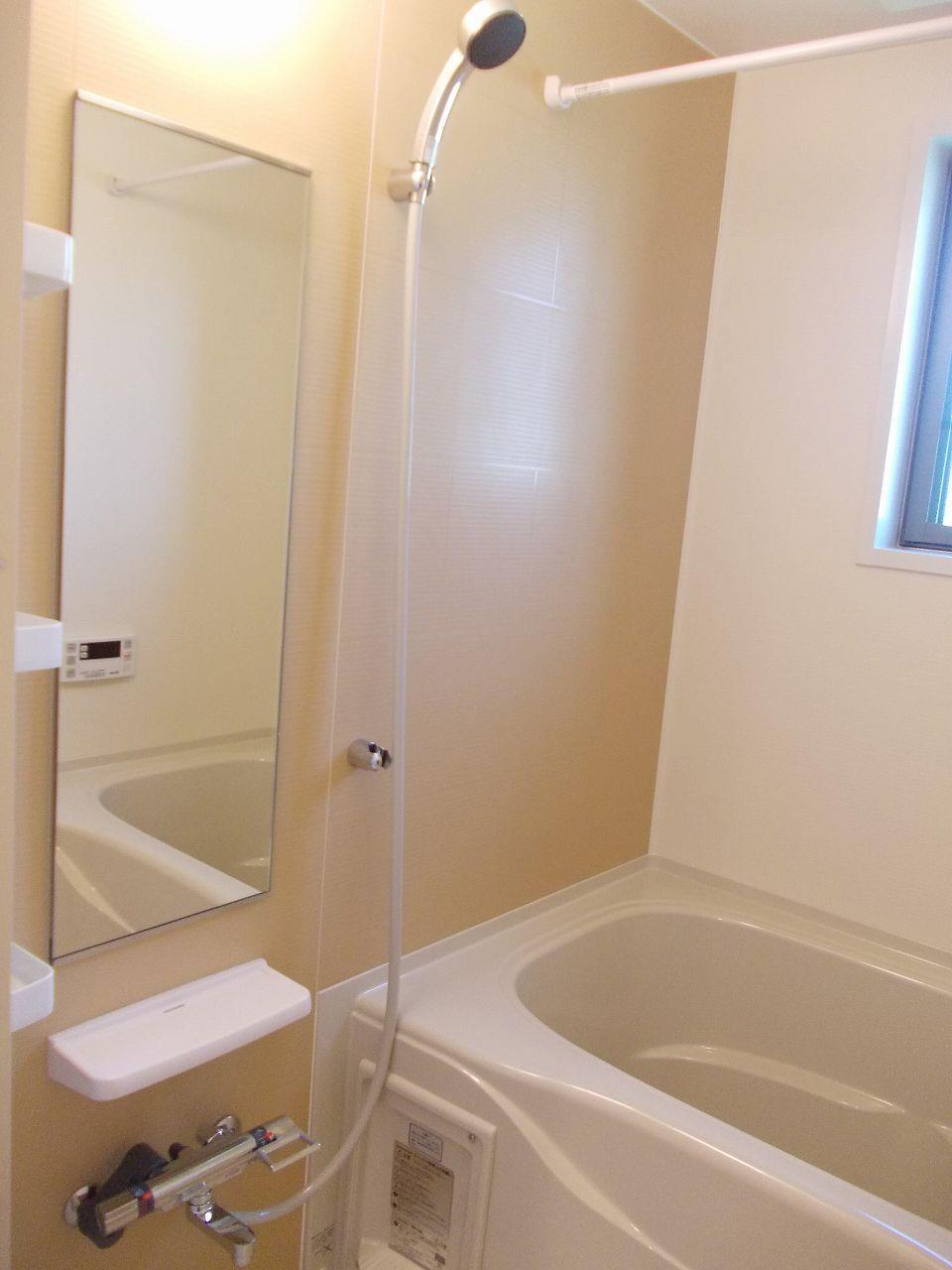 バス・シャワールーム　浴室