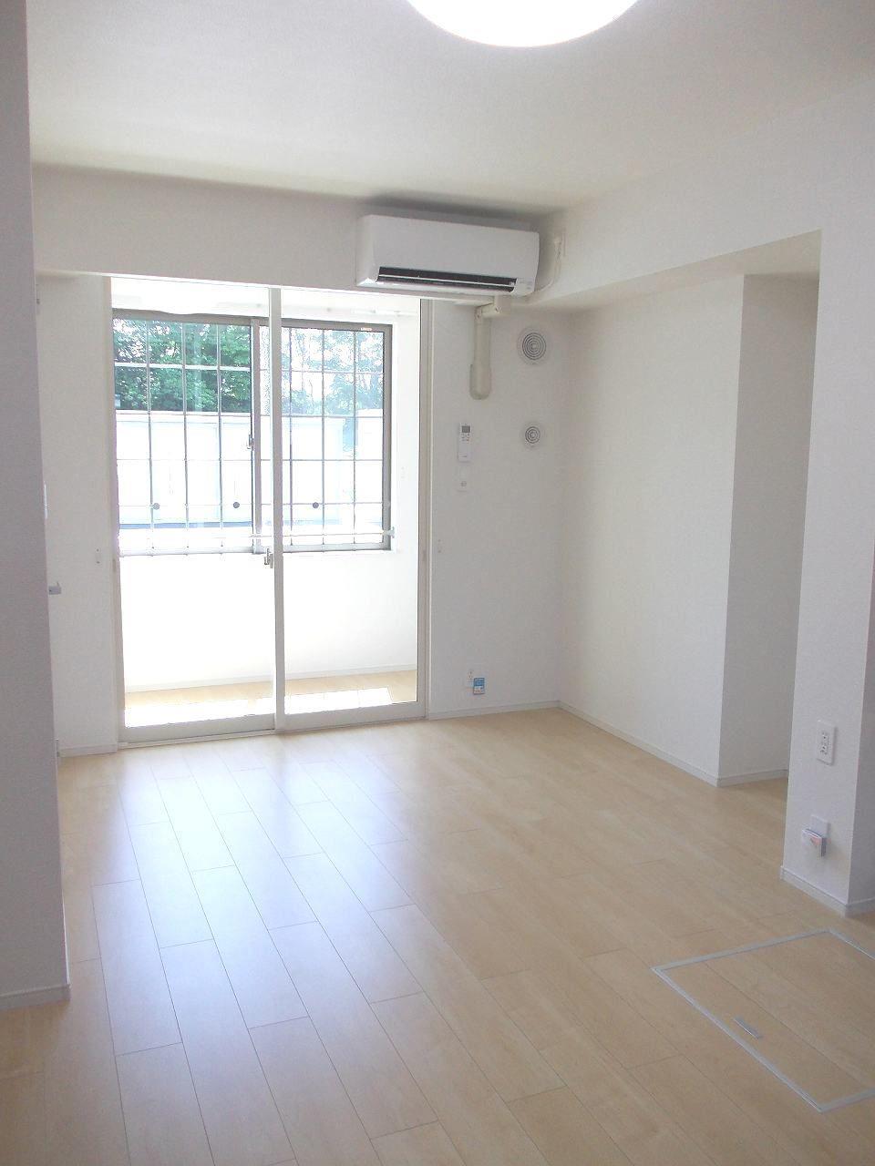 居室・リビング　リビング