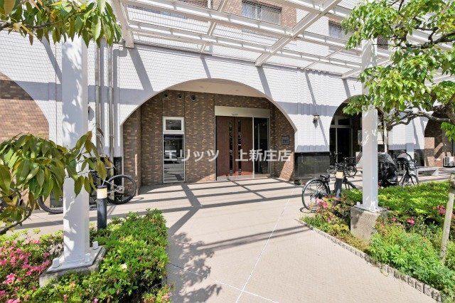 エントランス　エントランス