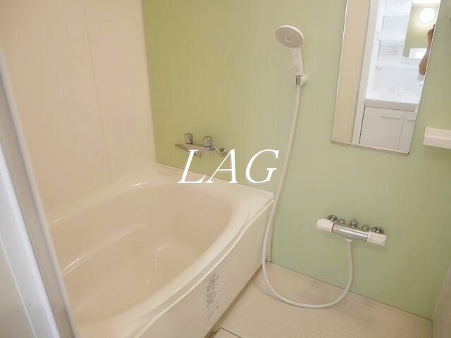 バス・シャワールーム　お風呂です。