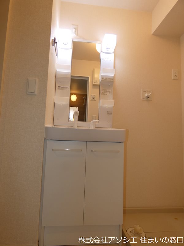 洗面設備　シャンプードレッサー