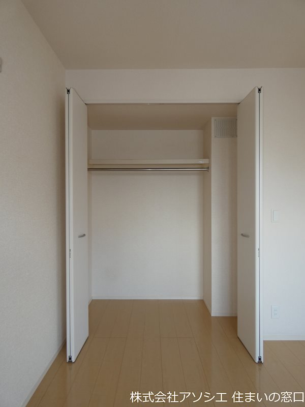 収納　クローゼット