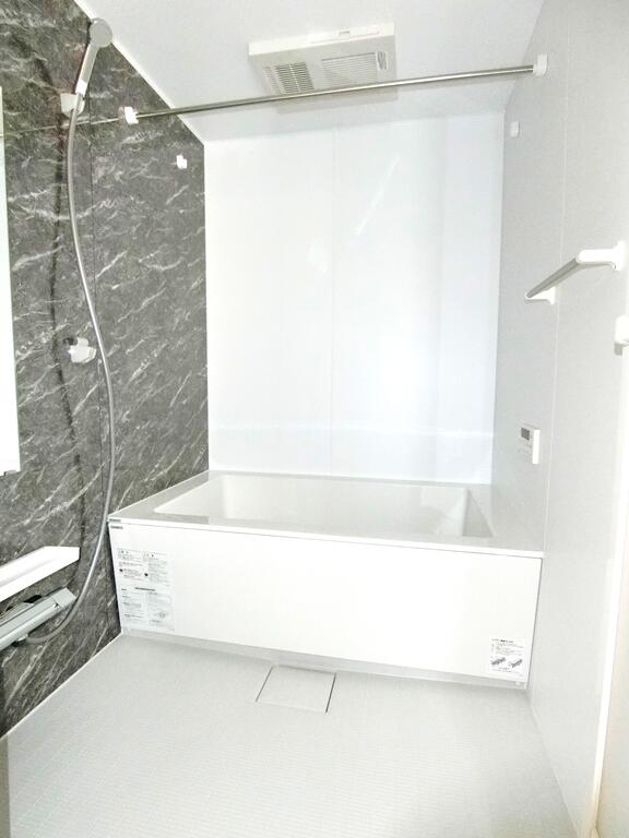 バス・シャワールーム　同型物件の写真です。