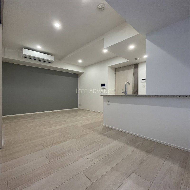 居室・リビング　参考画像　別住戸の写真です