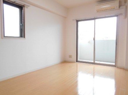 居室・リビング　★お部屋探しはオールマイト不動産までご相談下さい♪