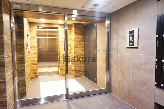 エントランス　管理の行き届いたエントランスです♪