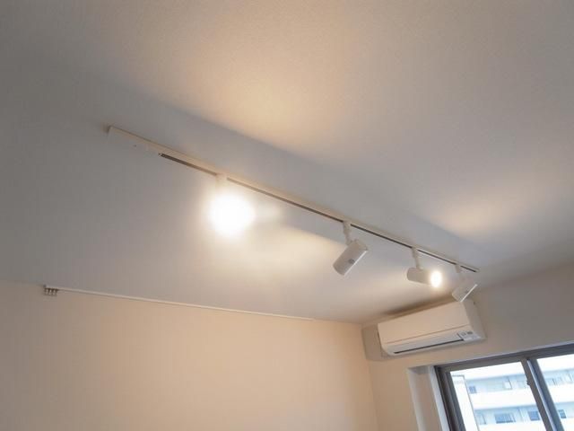 その他設備　★インテリアを際立てせるダウンライト★