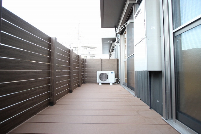 バルコニー　別号室の写真です（反転）