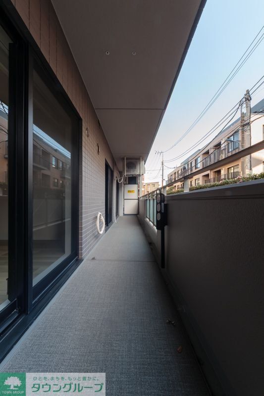 バルコニー　エントランス