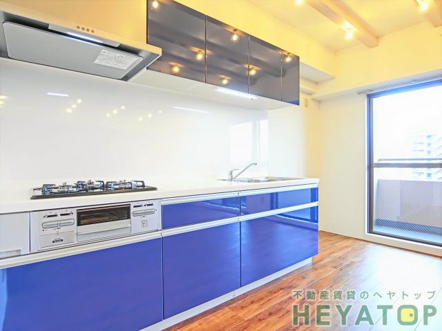 キッチン　毎日のお料理が楽しくなるシステムキッチン完備