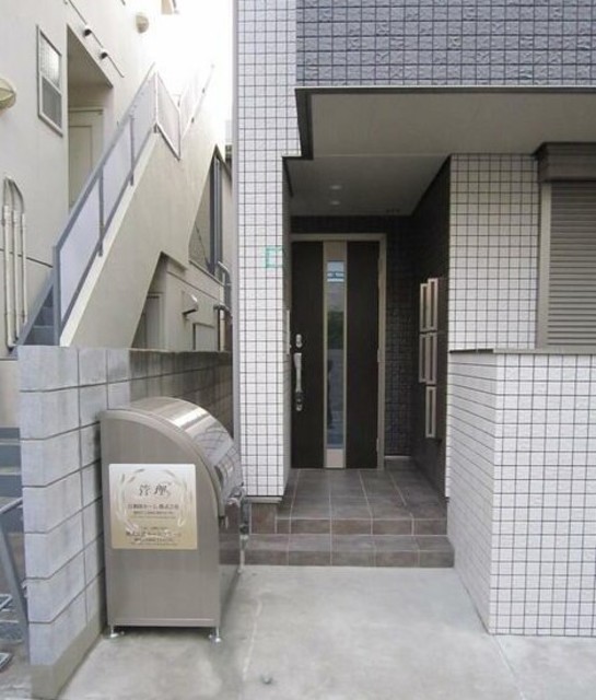 エントランス　エントランス