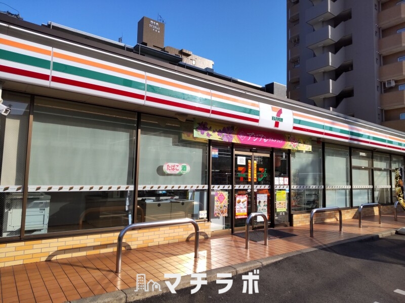 コンビニ　セブン-イレブン 名古屋千代田３丁目店（コンビニ）まで386m