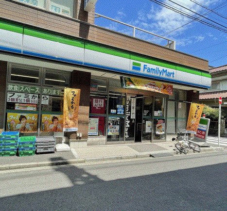 コンビニ　ファミリーマート 戸部駅東店（コンビニ）まで87m