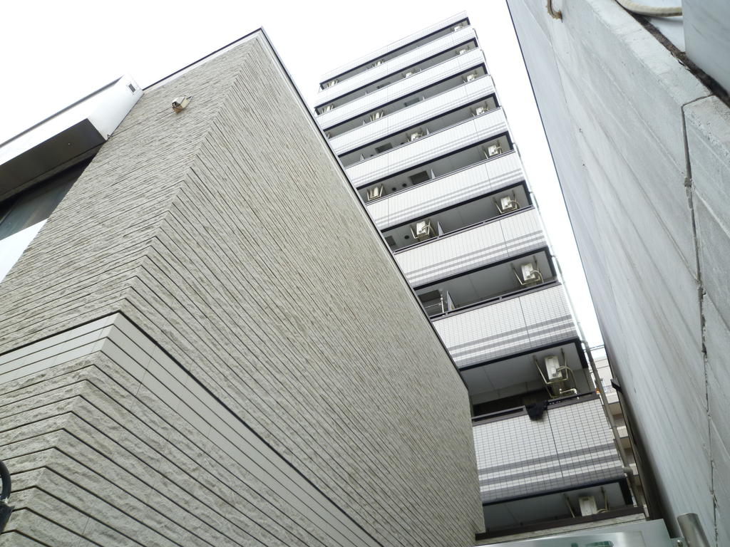 ドエル心斎橋の外観写真