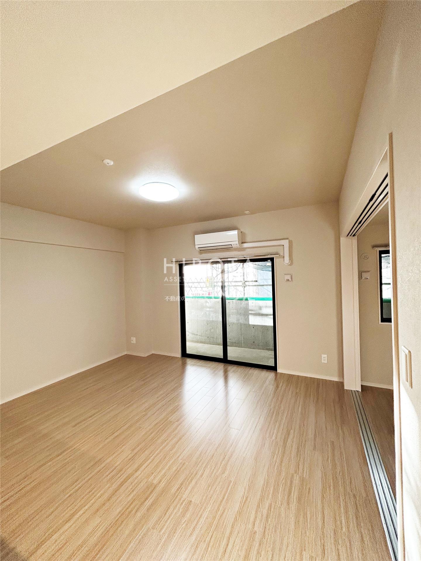 居室・リビング　建築中の為、同施工会社の写真でご参考下さい。