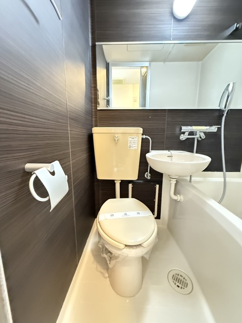 トイレ　別部屋参考写真です