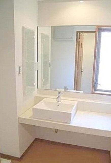 洗面設備　同仕様