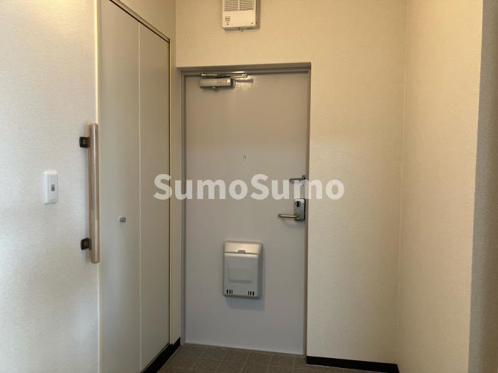 玄関　落ち着いた玄関です