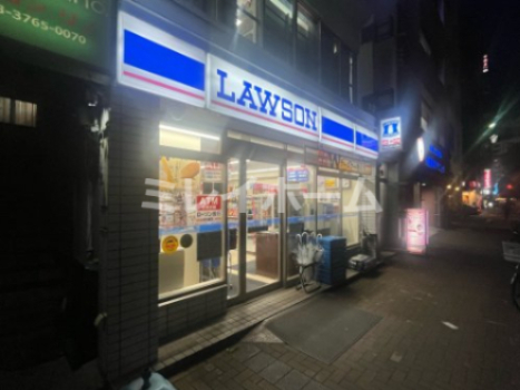 コンビニ　ローソン 大森北一丁目店（コンビニ）まで200m