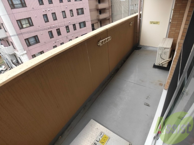バルコニー　バルコニーです。天気の良い日には外干しができます！