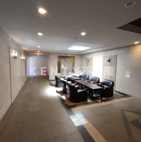 ロビー　建物の内部です