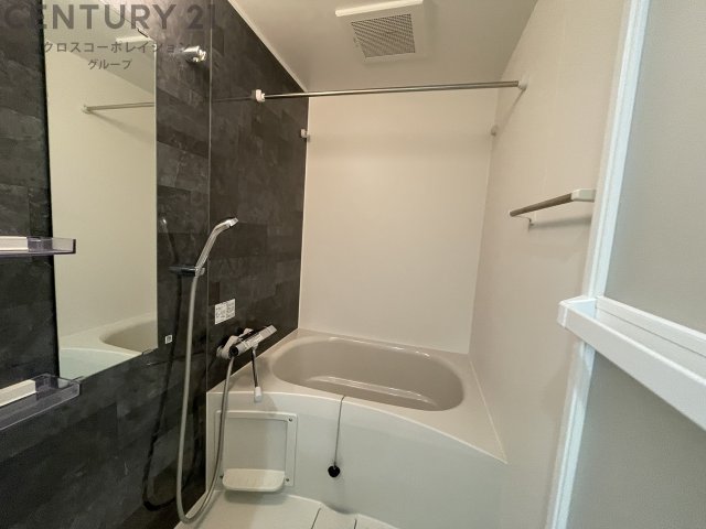 バス・シャワールーム　綺麗な浴室です♪