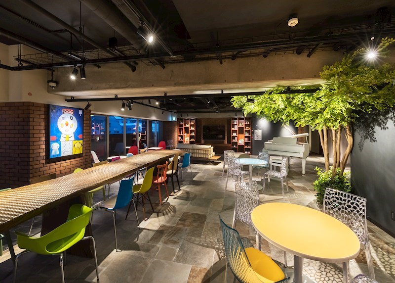 居室・リビング　シェアハウス専用の共有リビング