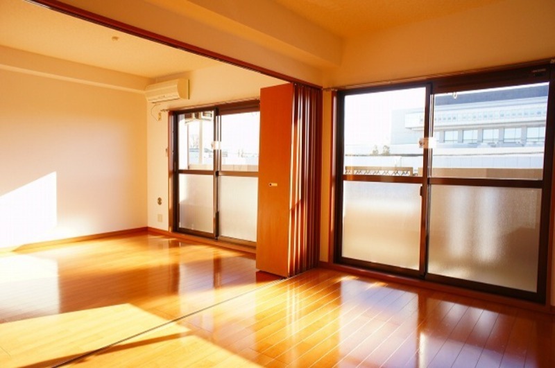 居室・リビング　図面と現状に相違がある場合には現状を優先