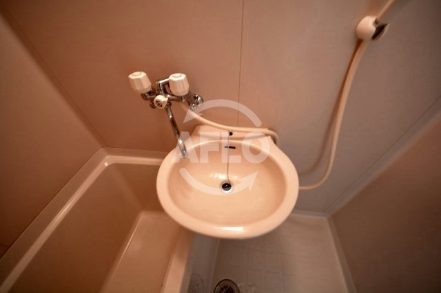 洗面設備　エムロード玉造　洗面台