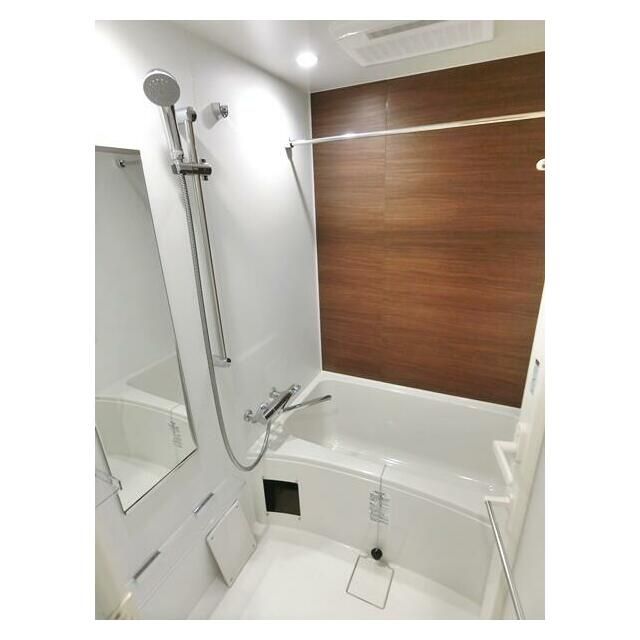 バス・シャワールーム　※他号室参考写真使用