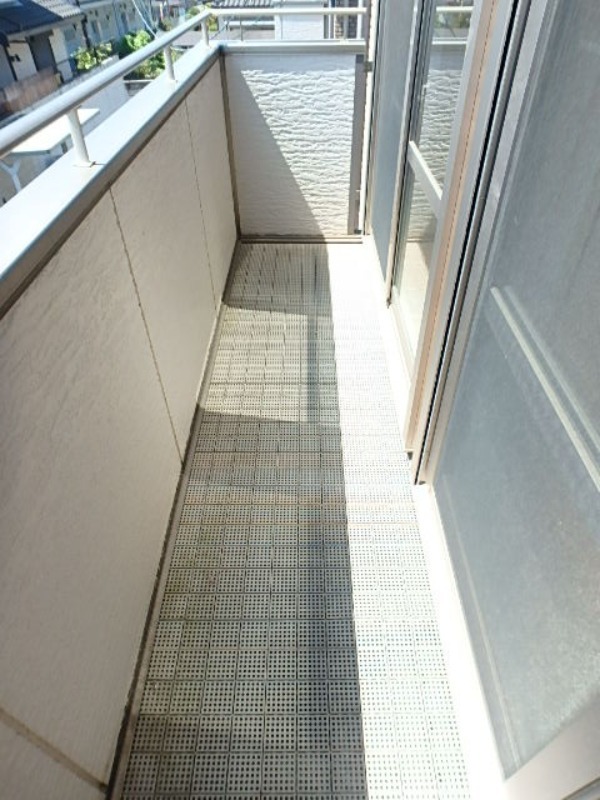 バルコニー　図面と現状に相違がある場合には現状を優先