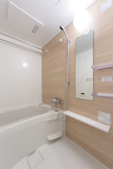 バス・シャワールーム　※写真は同タイプ住戸です。