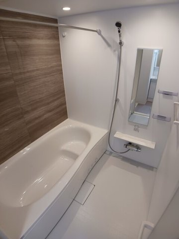 バス・シャワールーム　ゆったり過ごせるお風呂です