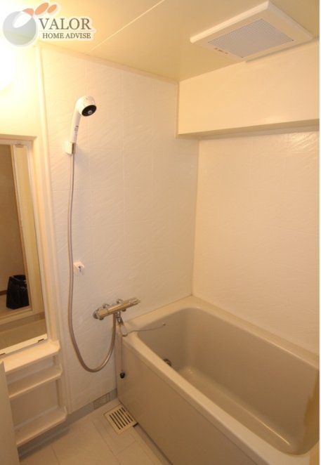 バス・シャワールーム　バス