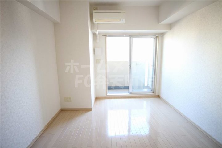 居室・リビング　居間です