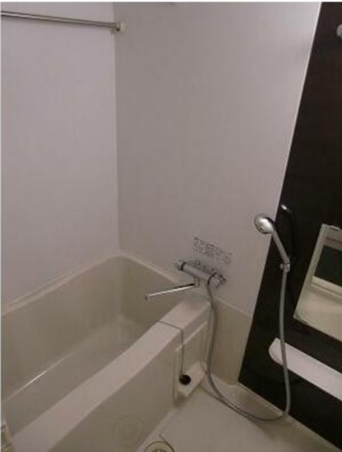 バス・シャワールーム　バスルーム